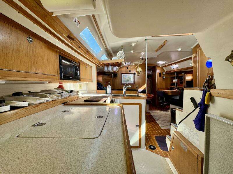 42ft Catalina Yacht For Sale