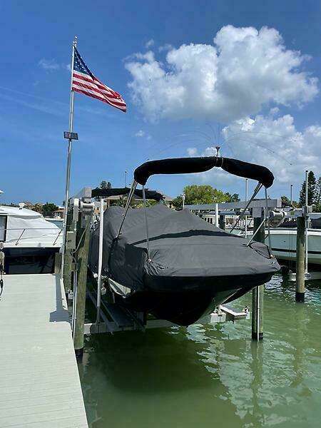 26ft Bayliner Yacht For Sale