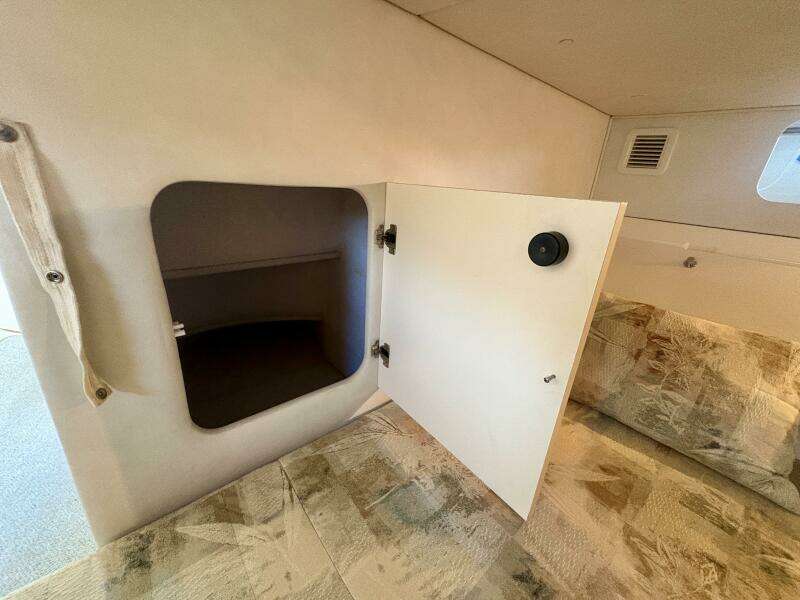 SASSY CASSY 30ft Doral Yacht For Sale