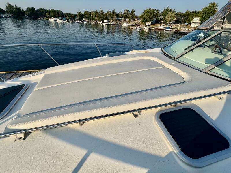 SASSY CASSY 30ft Doral Yacht For Sale