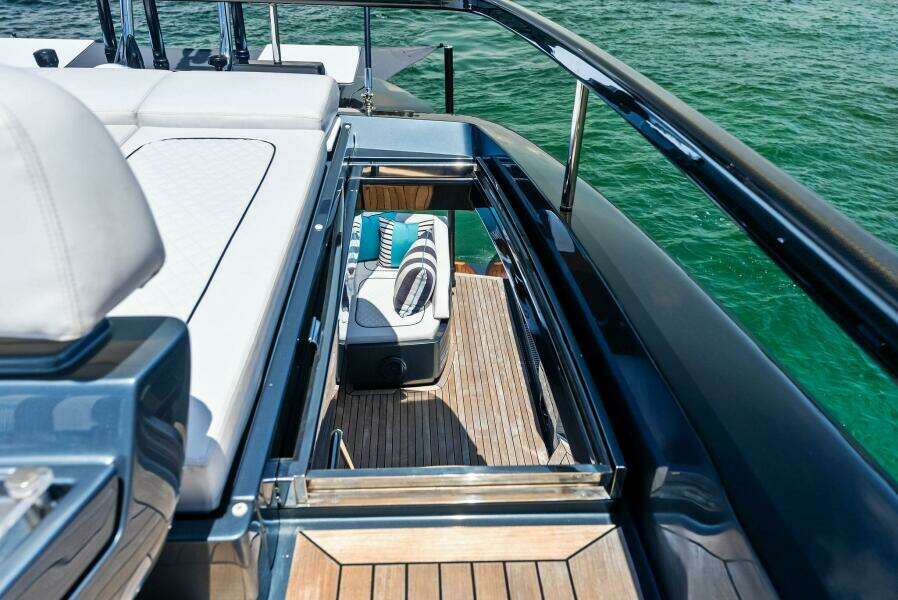 Momentum 76ft Riva Yacht For Sale
