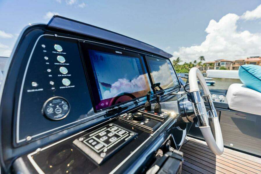 Momentum 76ft Riva Yacht For Sale