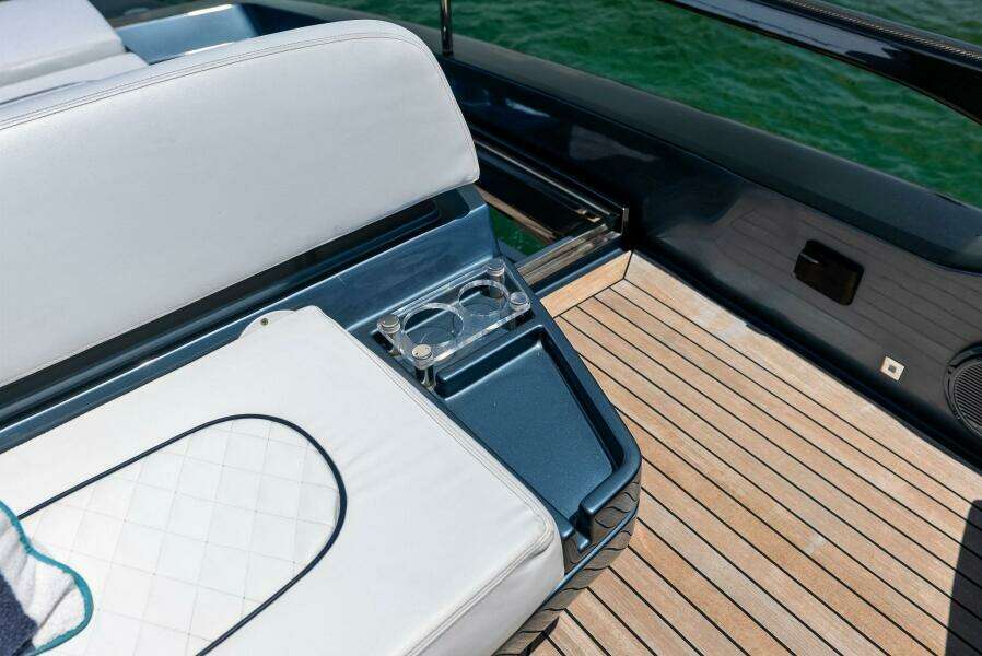 Momentum 76ft Riva Yacht For Sale
