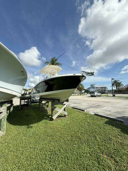 24ft Robalo Yacht For Sale