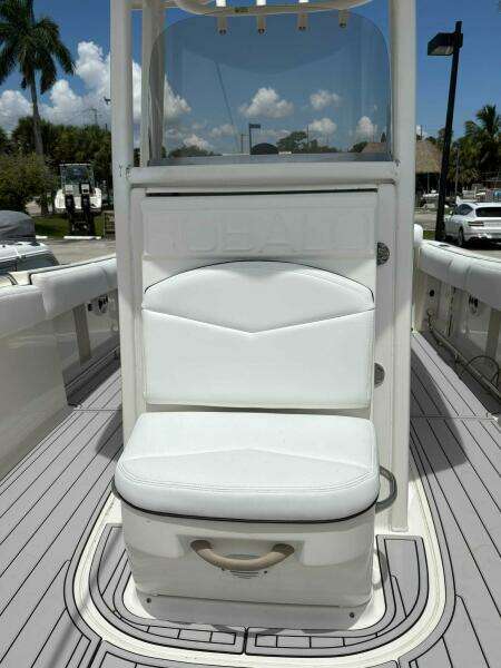 24ft Robalo Yacht For Sale