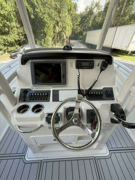 24ft Robalo Yacht For Sale