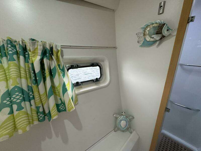 Anchored Soul 42ft Lagoon Yacht For Sale