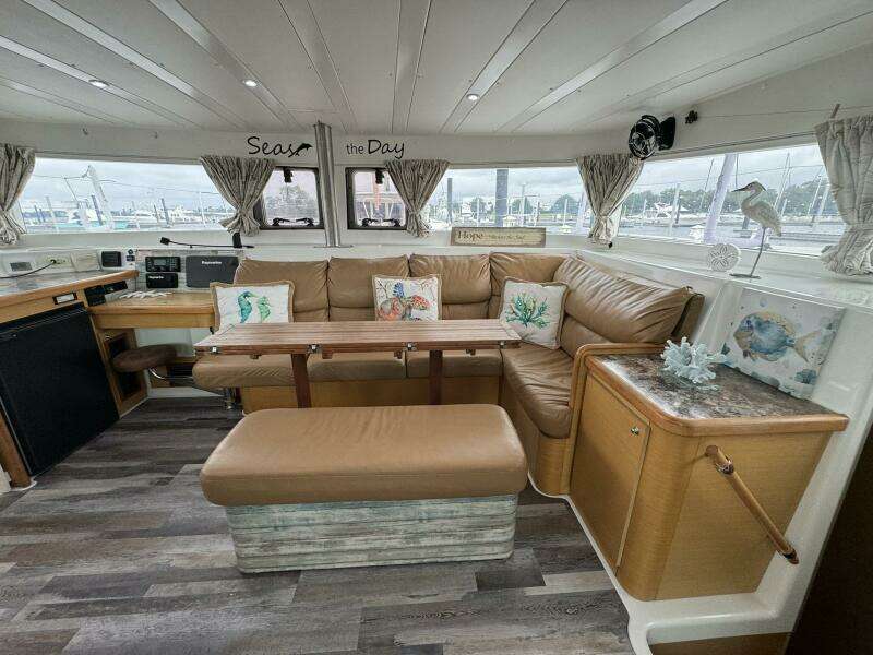 Anchored Soul 42ft Lagoon Yacht For Sale