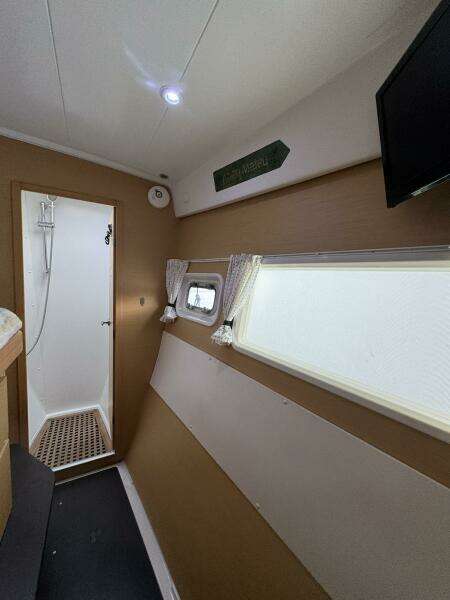 Anchored Soul 42ft Lagoon Yacht For Sale