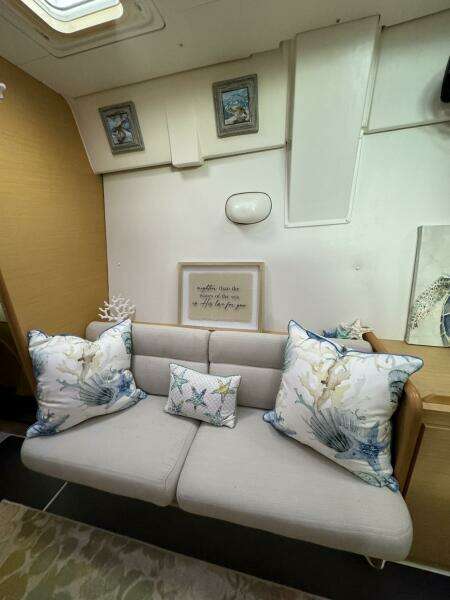 Anchored Soul 42ft Lagoon Yacht For Sale