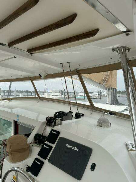 Anchored Soul 42ft Lagoon Yacht For Sale