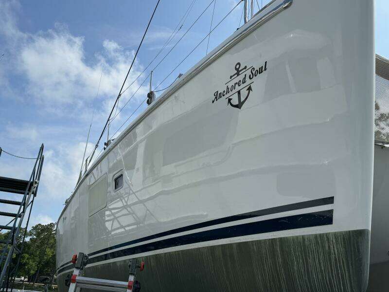 Anchored Soul 42ft Lagoon Yacht For Sale