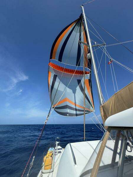 Anchored Soul 42ft Lagoon Yacht For Sale