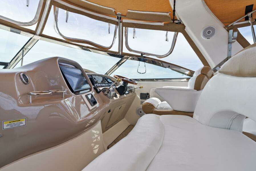 38ft Sea Ray Yacht For Sale