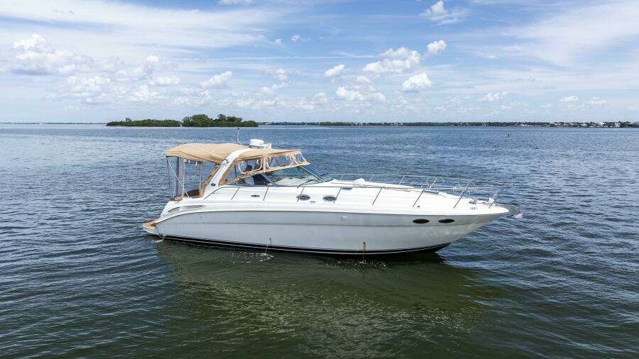 38ft Sea Ray Yacht For Sale
