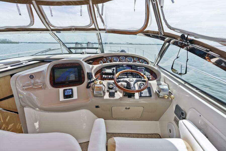 38ft Sea Ray Yacht For Sale