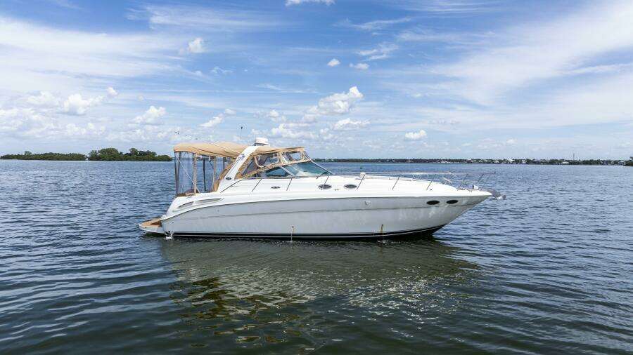 38ft Sea Ray Yacht For Sale