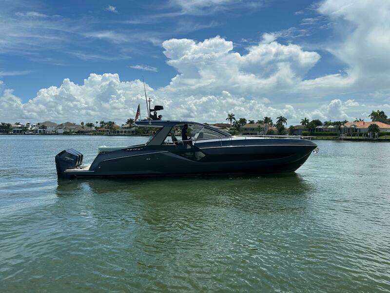 48ft Azimut Yacht For Sale