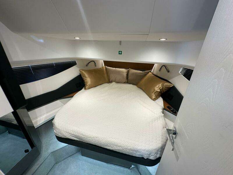 48ft Azimut Yacht For Sale