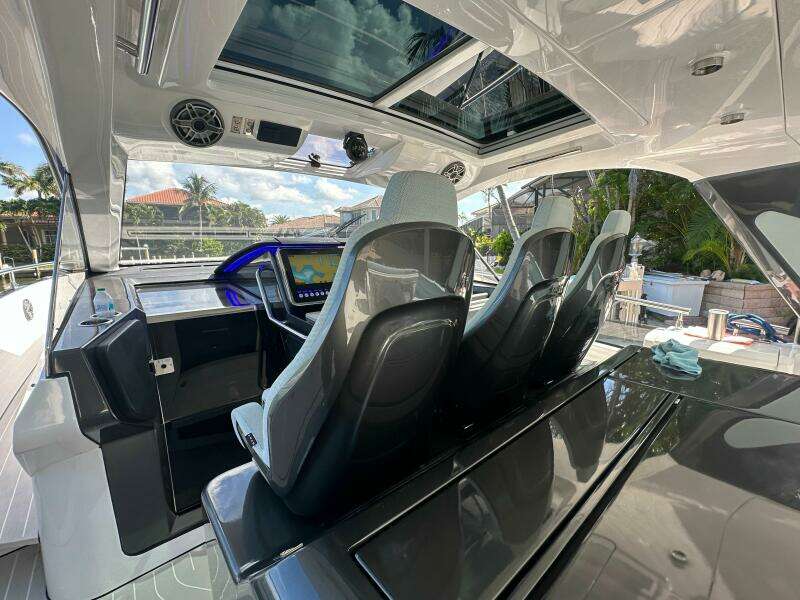 48ft Azimut Yacht For Sale