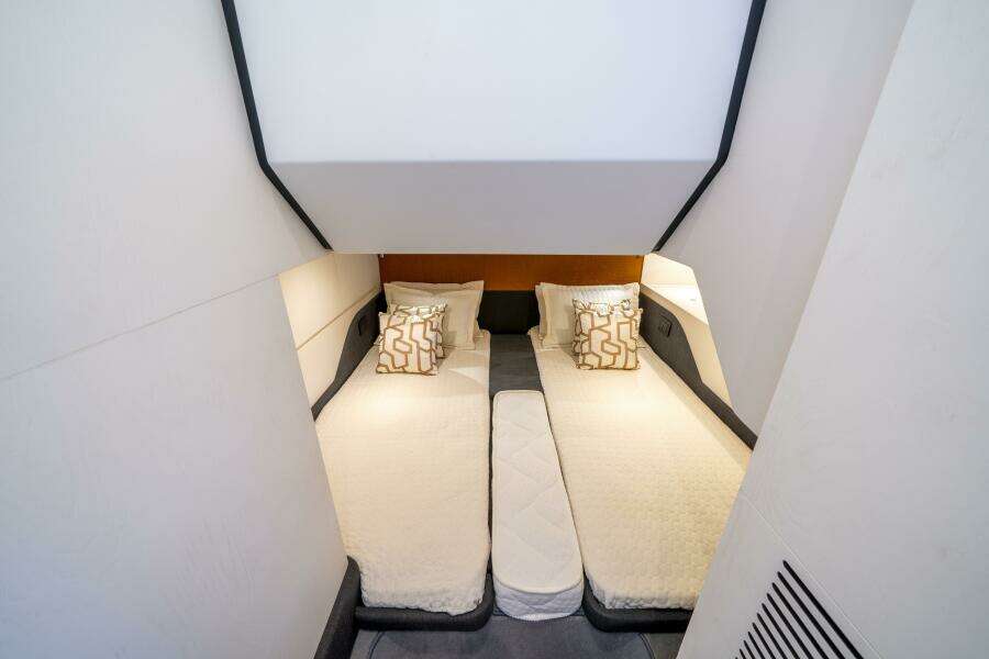 48ft Azimut Yacht For Sale