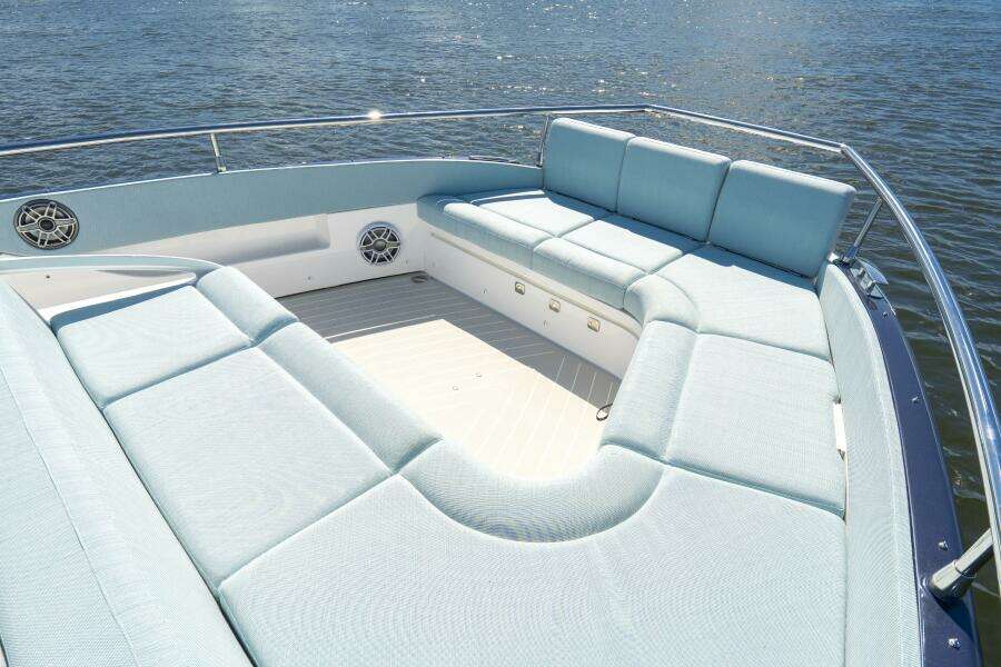 48ft Azimut Yacht For Sale