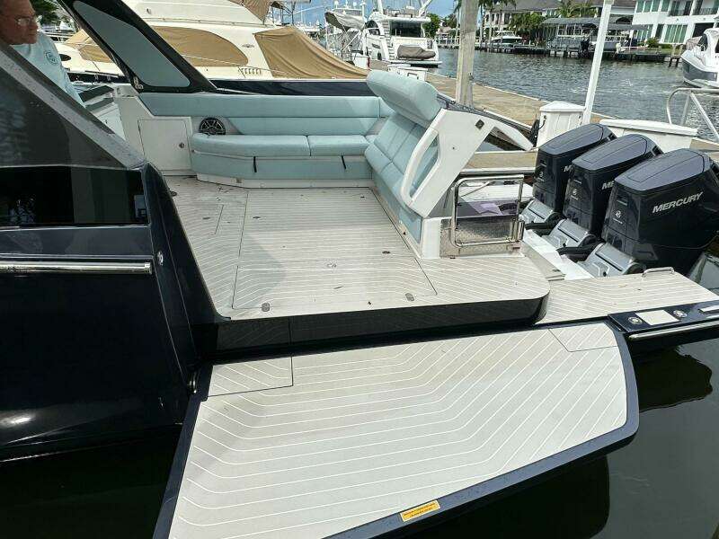48ft Azimut Yacht For Sale