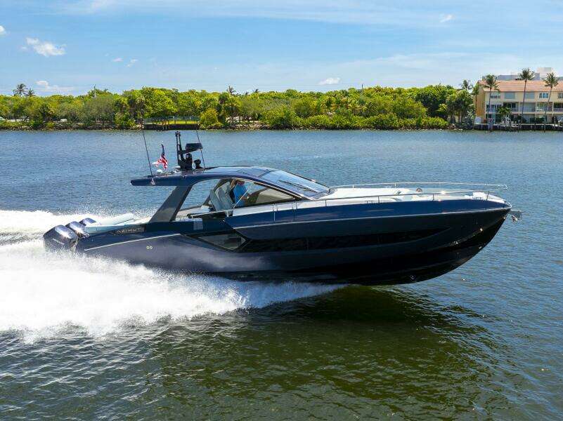 48ft Azimut Yacht For Sale