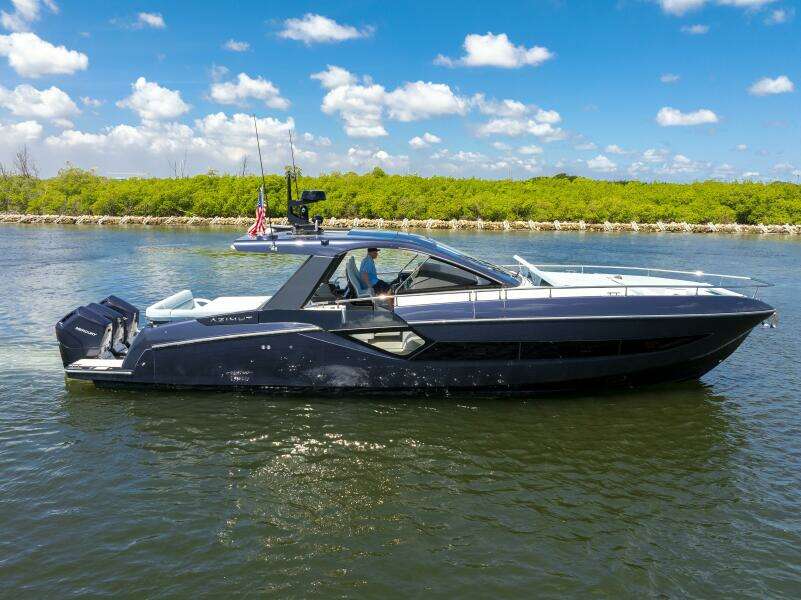 48ft Azimut Yacht For Sale