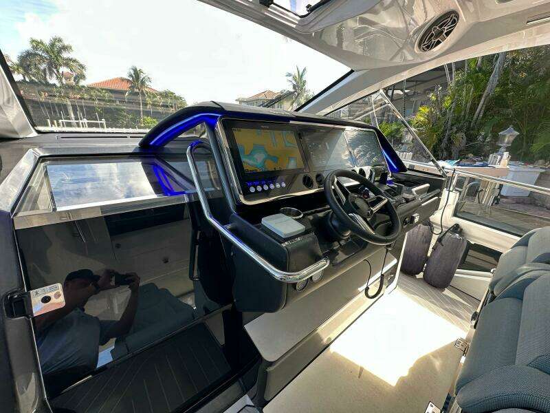 48ft Azimut Yacht For Sale