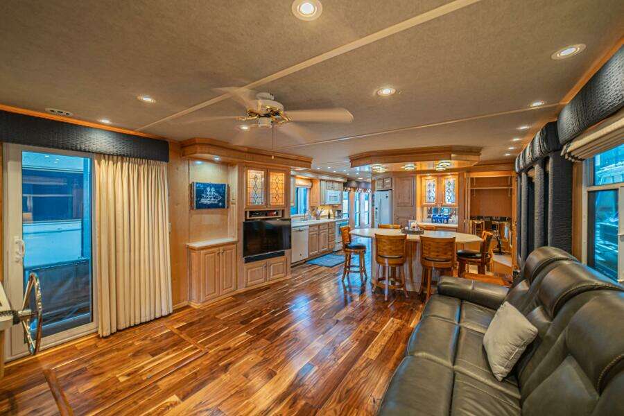 Elizabeth Grace 75ft Sharpe Yacht For Sale