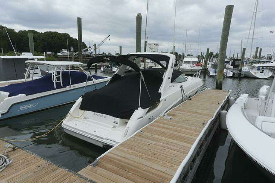 31ft Sea Ray Yacht For Sale