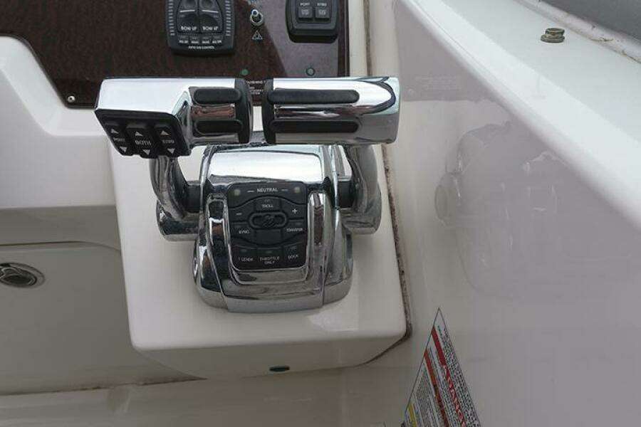 31ft Sea Ray Yacht For Sale