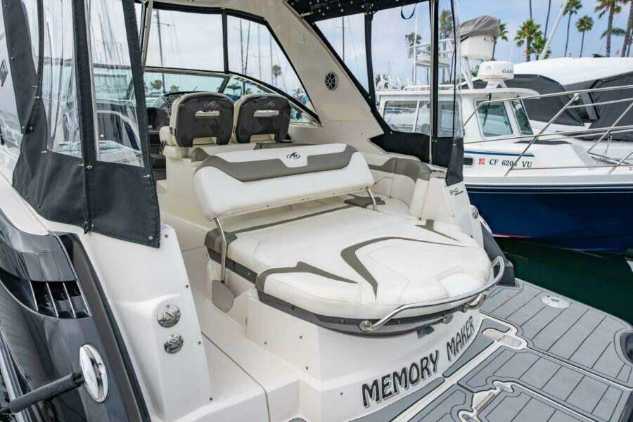 Memory Maker 34ft Monterey Yacht For Sale