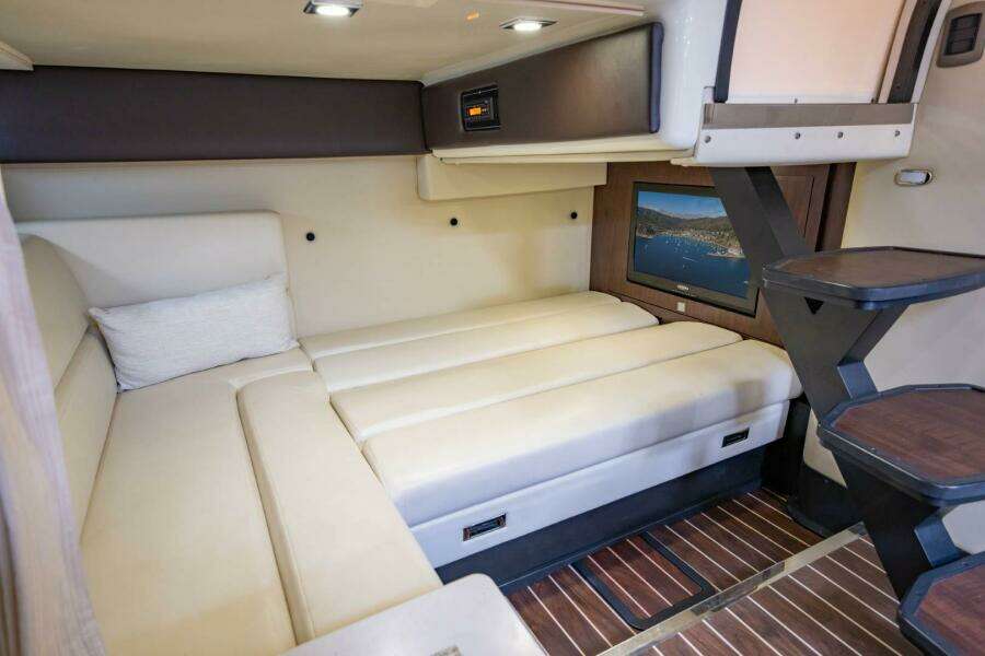 Memory Maker 34ft Monterey Yacht For Sale