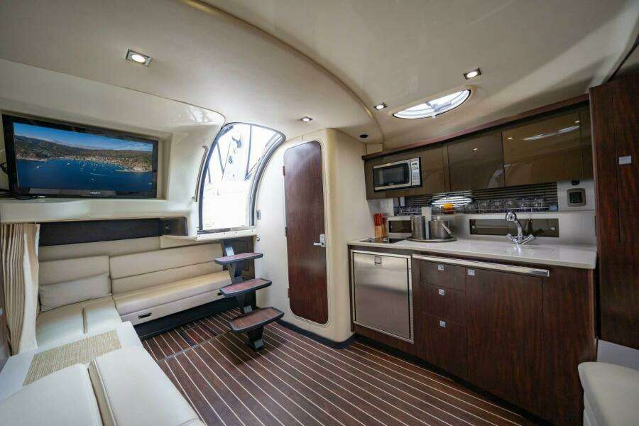 Memory Maker 34ft Monterey Yacht For Sale