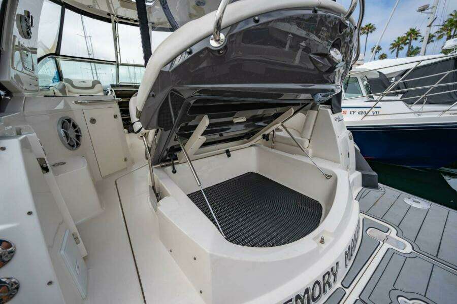 Memory Maker 34ft Monterey Yacht For Sale