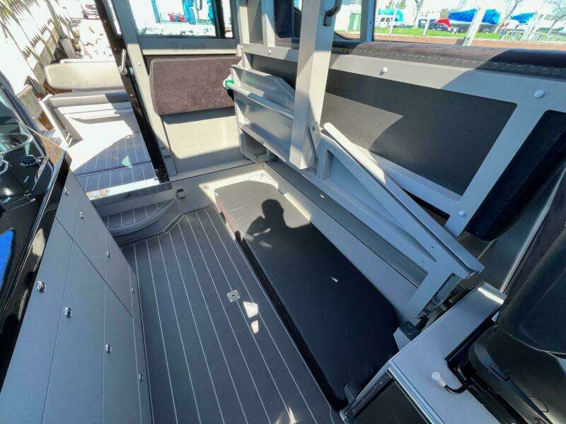 35ft G Force Yacht For Sale
