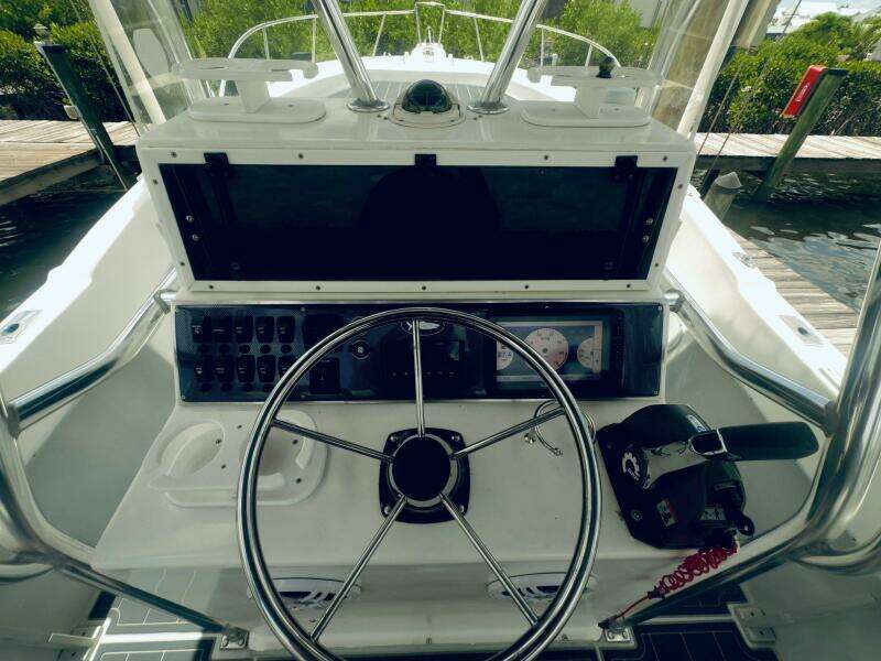 25ft Dusky Yacht For Sale
