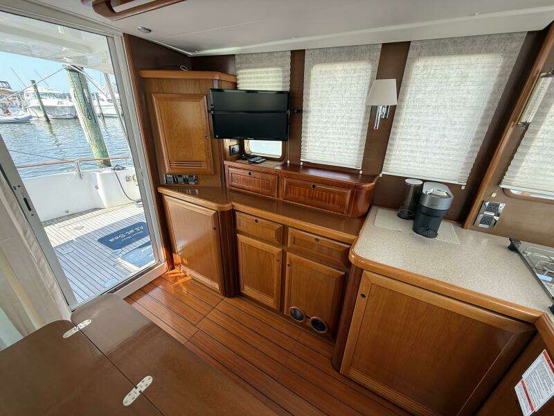All At Sea 42ft Beneteau Yacht For Sale