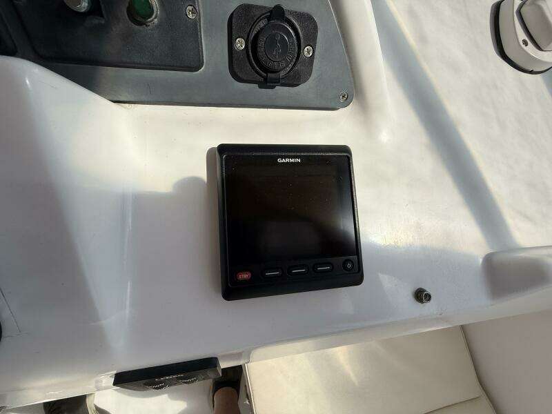 All At Sea 42ft Beneteau Yacht For Sale