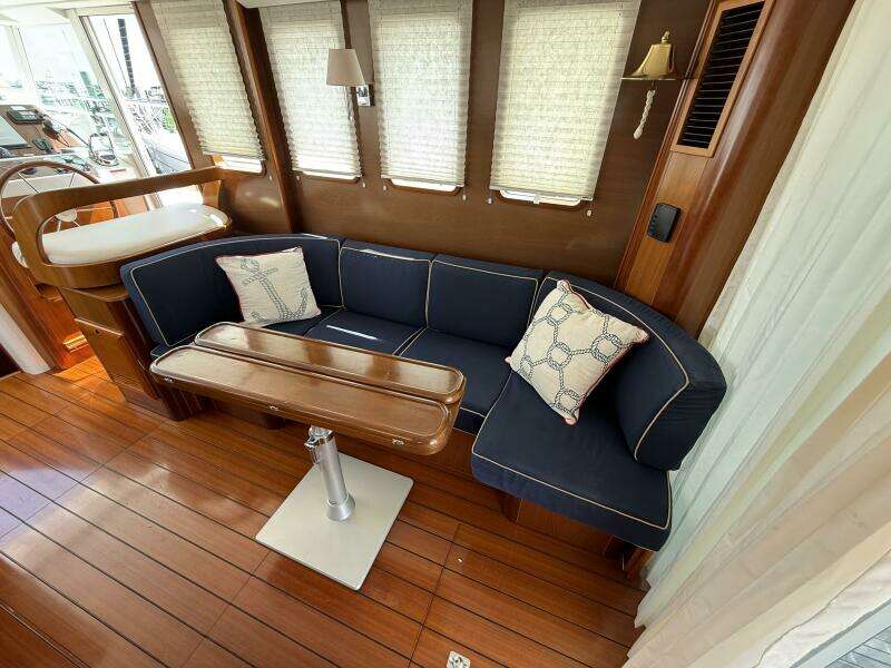 All At Sea 42ft Beneteau Yacht For Sale