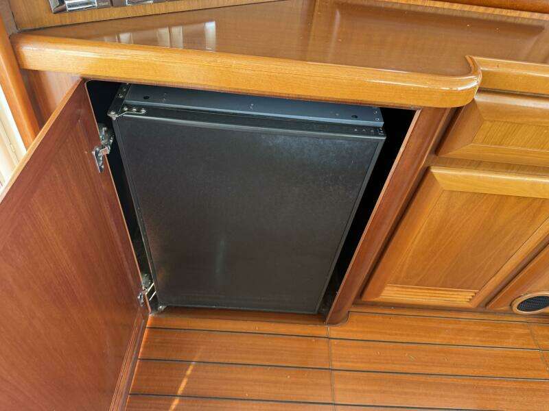All At Sea 42ft Beneteau Yacht For Sale