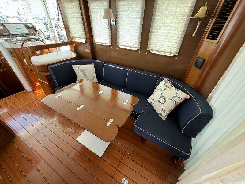 All At Sea 42ft Beneteau Yacht For Sale