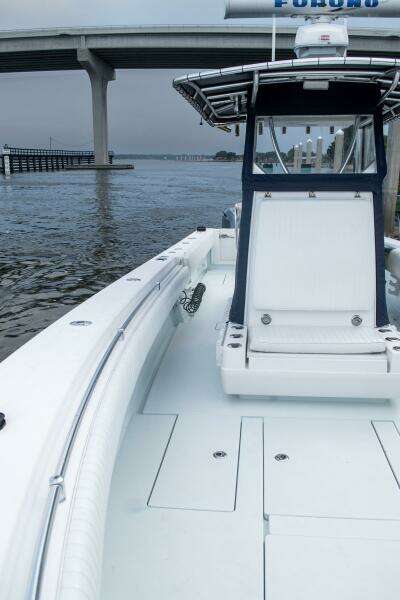 33ft Contender Yacht For Sale