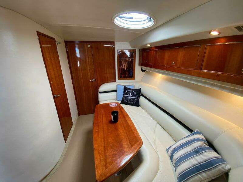 47ft Riviera Yacht For Sale