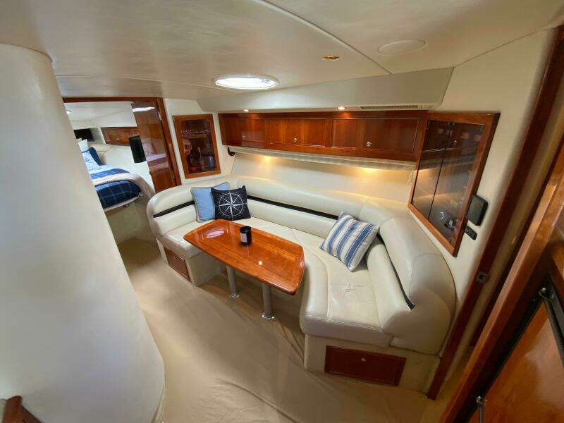 47ft Riviera Yacht For Sale