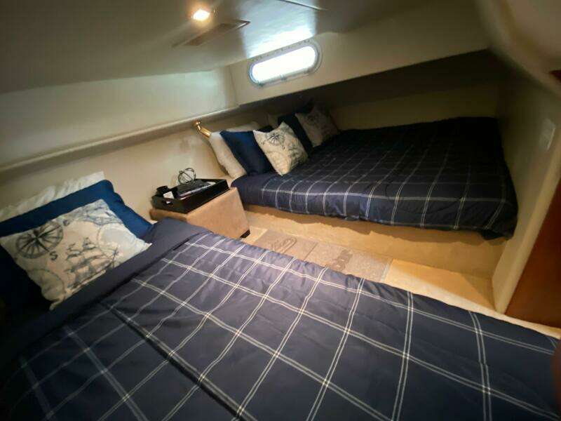 47ft Riviera Yacht For Sale