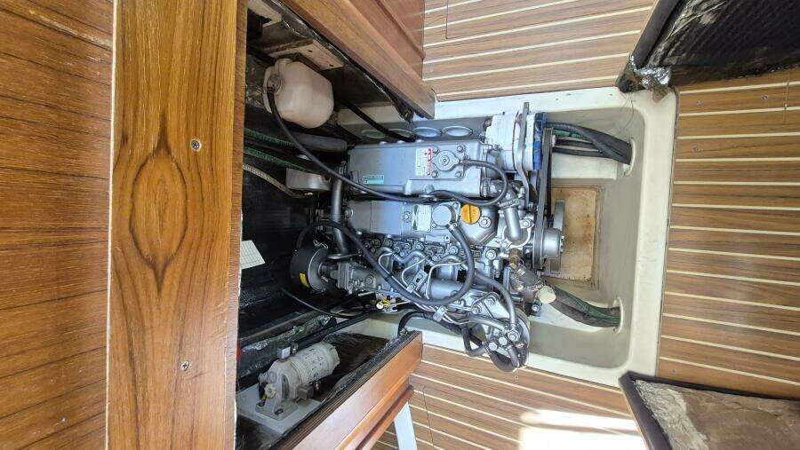 Ceiba 42ft Hunter Yacht For Sale