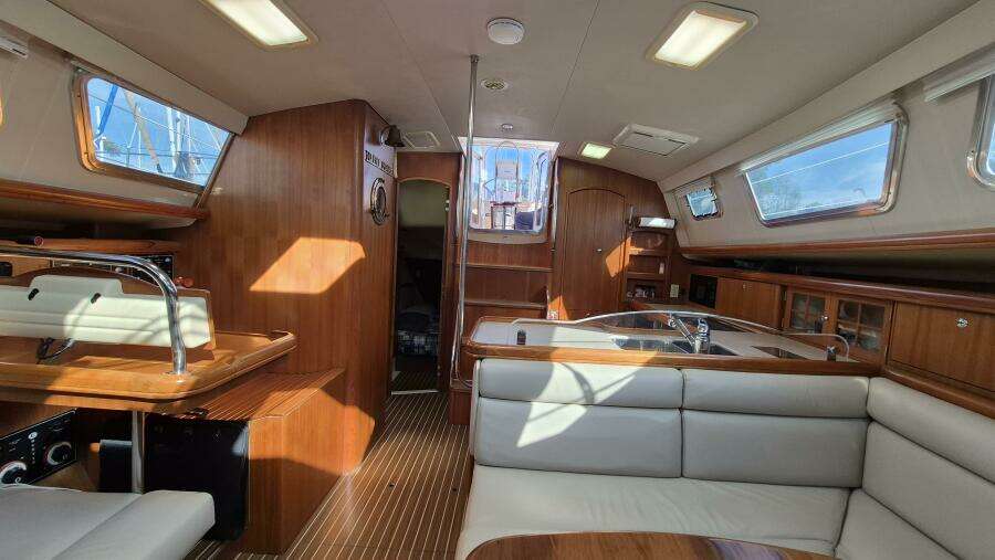 Ceiba 42ft Hunter Yacht For Sale